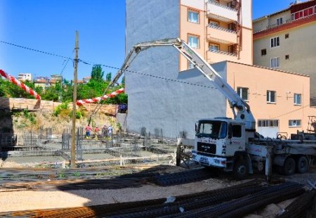 Suluova Akademi Eğitim Kurumları Öğrenci Yurdu’nun temeli dualarla atıldı