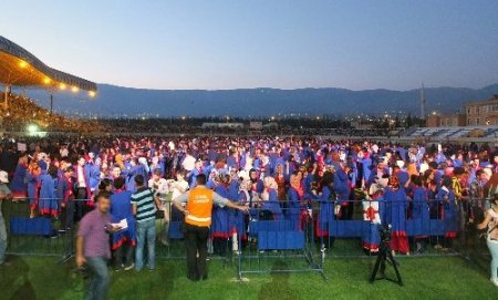 Sütçü İmam Üniversitesi 21. dönem mezunlarını uğurladı