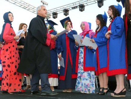 Sütçü İmam Üniversitesi 21. dönem mezunlarını uğurladı