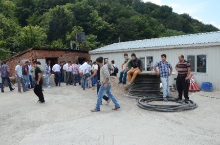 Tünel inşaatında 57 işçi 'disiplinsizlik' gerekçesiyle işten çıkarıldı