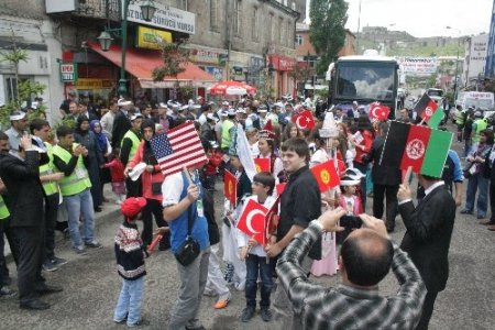 Türkçenin Çocukları, Kars'ta coşkuyla karşılandı