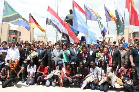 Türkçenin çocuklarına Erzincan’da coşkulu karşılama