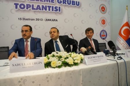 “Türkiye’de olağanüstü bir durum varmış gibi yansıtılan manzara gerçek dışıdır”