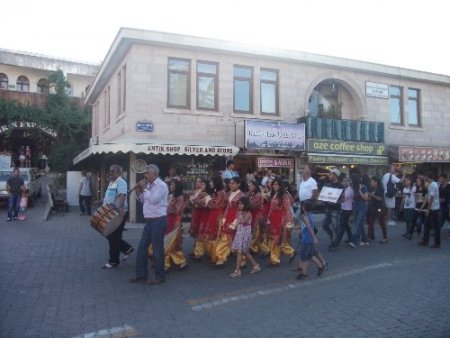 Türkiye’nin En İyi Otontik İcra Ödülü Kozan Ticaret Meslek Lisesi’nin