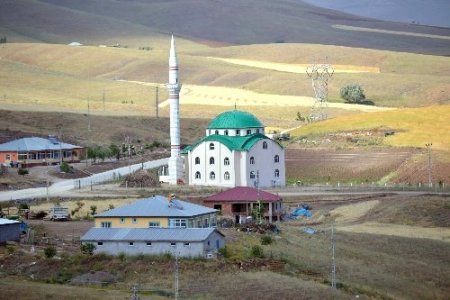 Türkiye'nin en lüks köyü Kahramanmaraş'a kuruldu