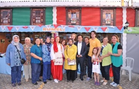 Tuzla’da kadın şöleni