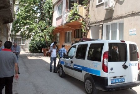 Üç aylık İlgi bebek öldü, üç yaşındaki ablası hiçbir şeyden habersiz oynadı