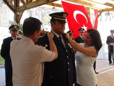 Uşak Emniyet Müdürlüğü'nde terfi heyecanı