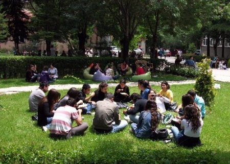 Uşak Üniversitesi’ne 5 bin yeni öğrenci