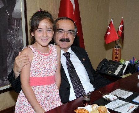 Vali Coş: Çocuk işçiliğinin tehlikesini Gezi Parkı eylemlerinde gördük