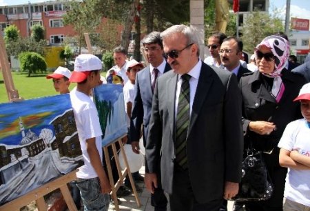 Vali Karaloğlu: Çocuklar kesinlikle çalıştırılmamalı