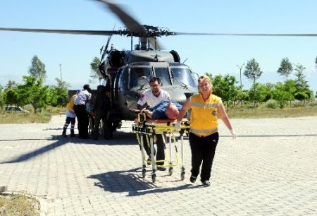 Van'da iki minibüsün freni aynı yerde boşaldı: 27 yaralı (1)