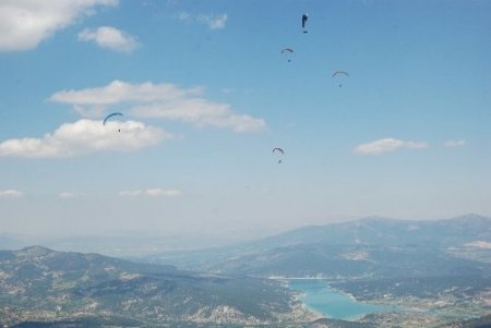 Yamaç Paraşütü Mesafe Yarışması Ön Dünya Kupası Çameli’nde başladı