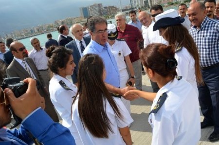 Yeni iskelede, 1 Temmuz Kabotaj Bayramı heyecanı yaşandı