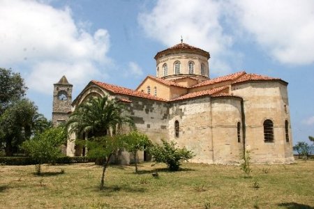 Yeniden ibadete açılacak olan Ayasofya'da, hazırlıklar tamamlandı