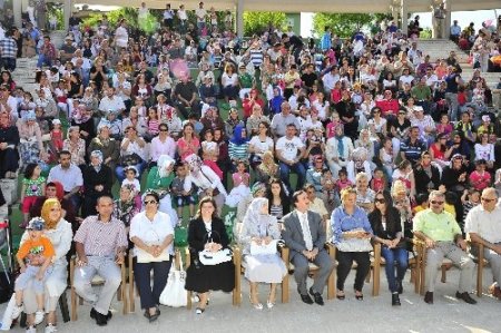 Yıldırım Belediyesi'nin okul öncesi eğitim sınıfından yılsonu gösterisi