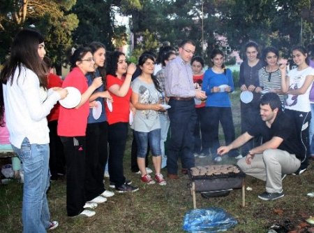 Zafer Fen Dersanesi'nden sınavlar öncesi moral pikniği