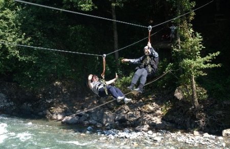 Zipline, Rize’de büyük ilgi görüyor